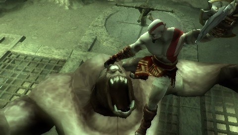 GoW frappe en images