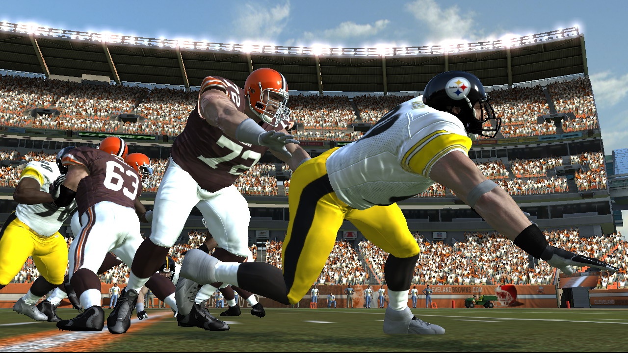 Madden NFL 08 s'illustre