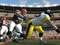 Madden NFL 08 s'illustre