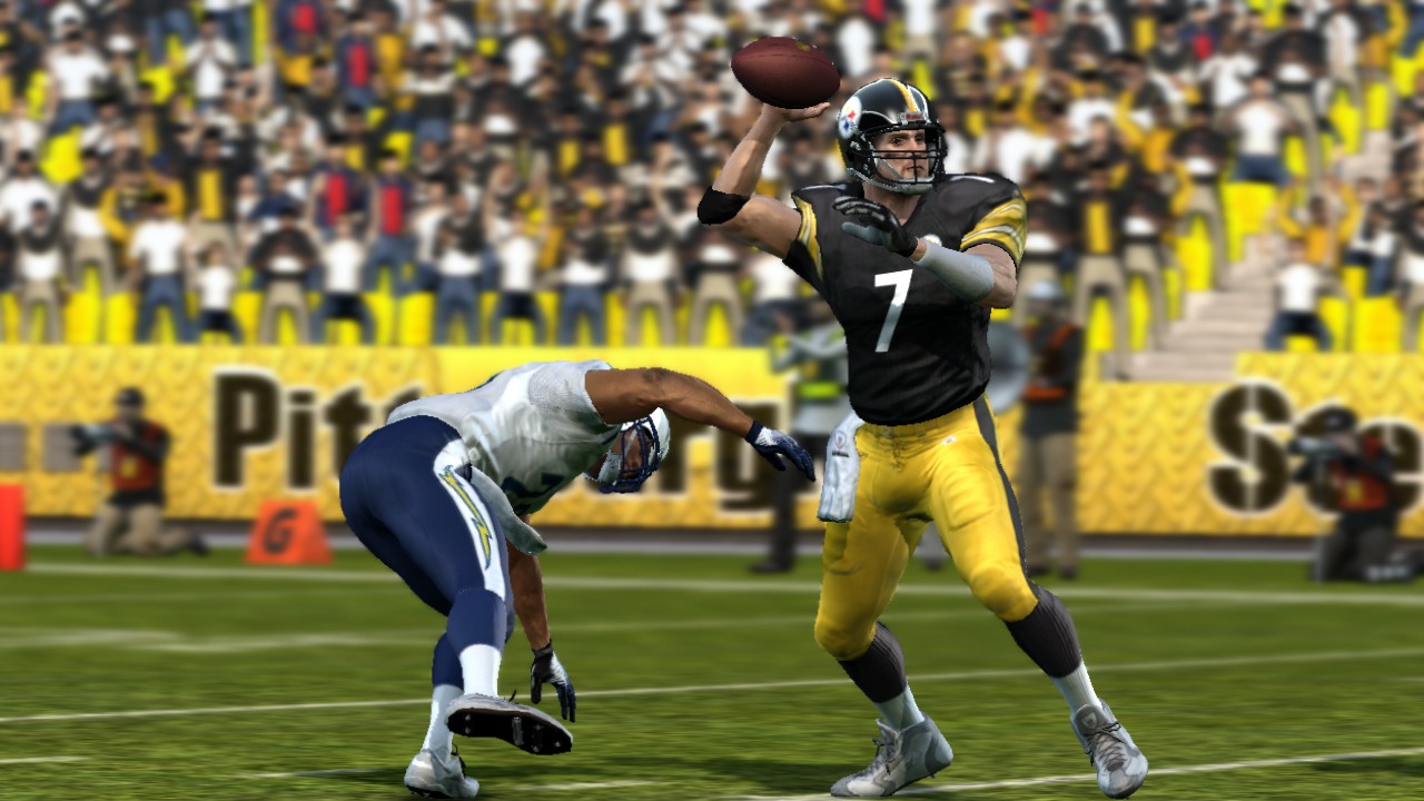 Madden NFL 10 : trailer and screenshots