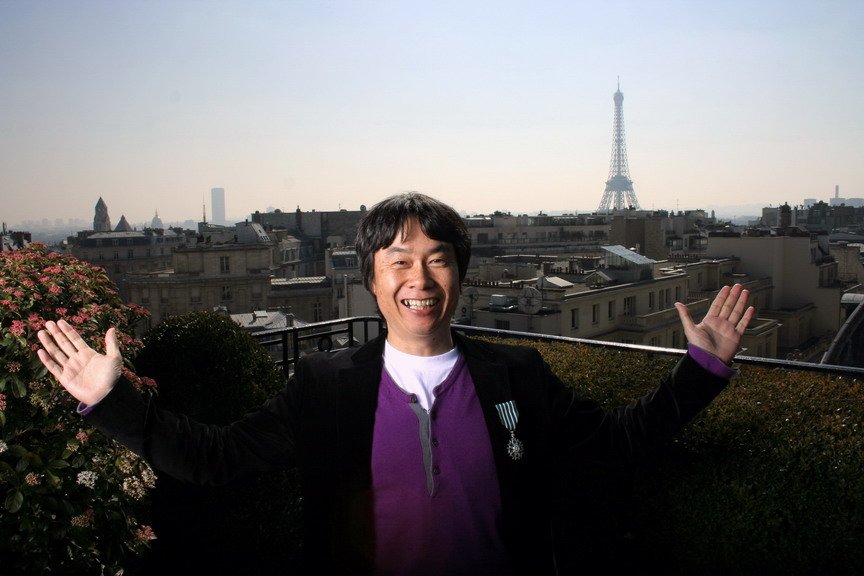 Shigeru Miyamoto prend la pose