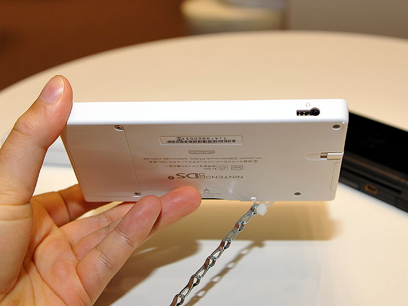 Nintendo annonce la Nintendo DSi