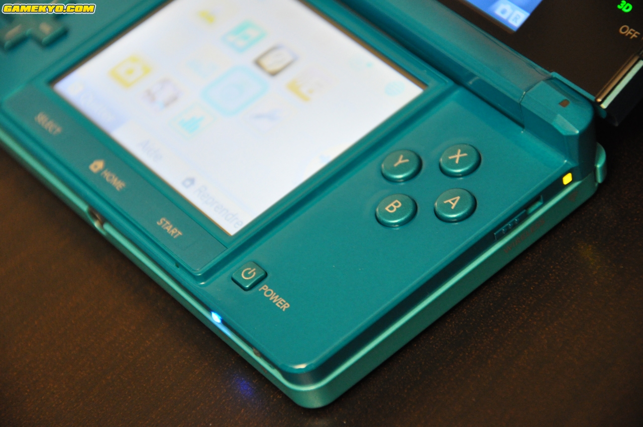 Nintendo 3DS : premières images de la version française !