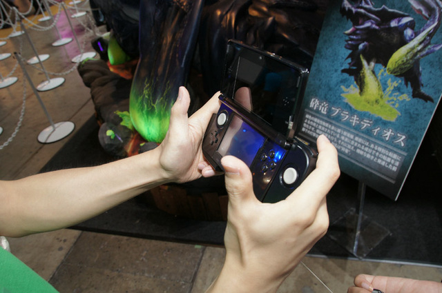 3DS : quelques photos du Slide Pack