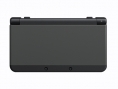 La NEW 3DS XL montre sa garde-robes