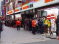 Shinjuku PSP Waiting line...