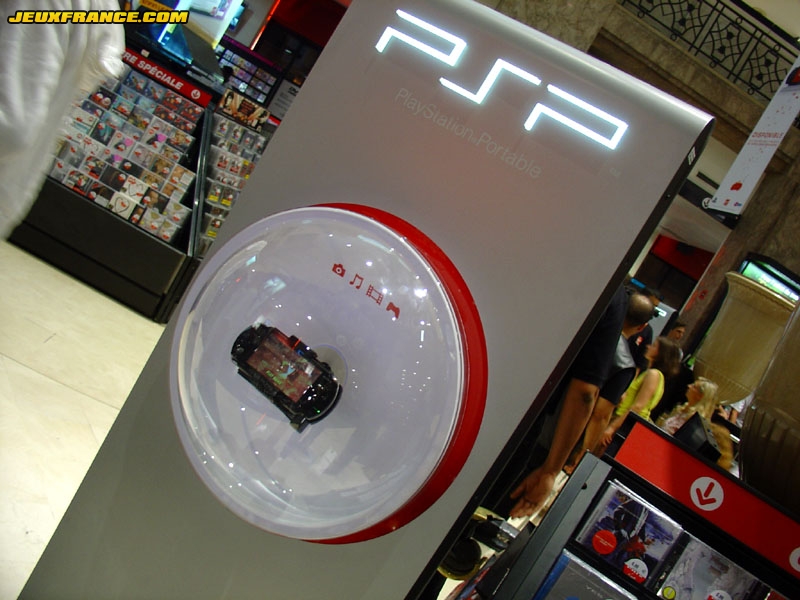 Lancement de la PSP au Virgin