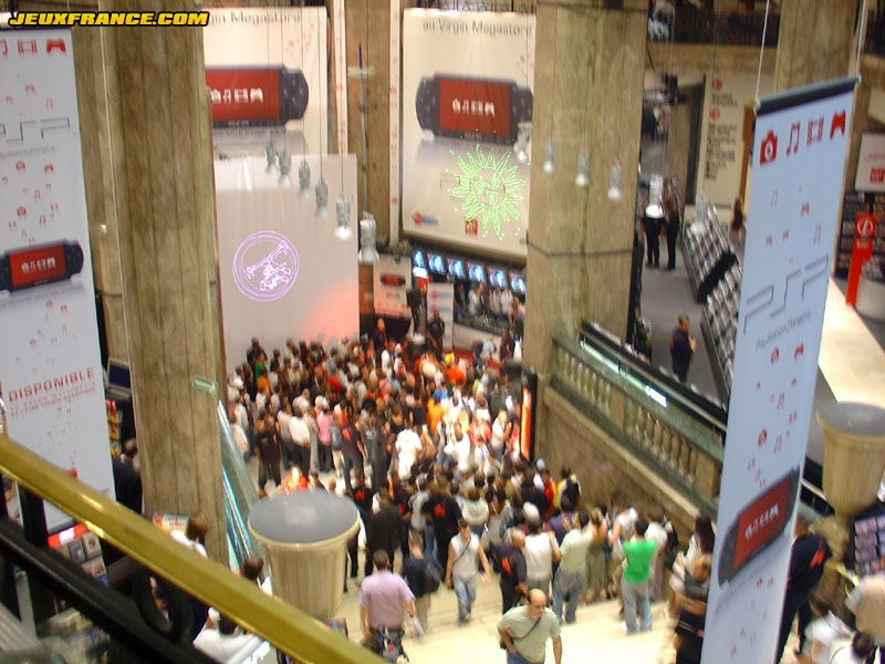 Lancement de la PSP au Virgin