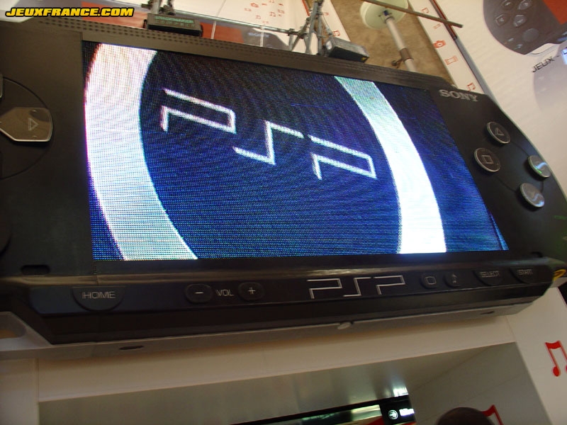 Lancement de la PSP au Virgin