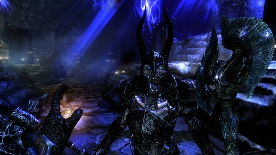 TESV Skyrim : patch, DLC et trailer