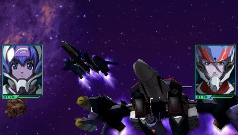 Macross Triangle Frontier : avalanche d'images