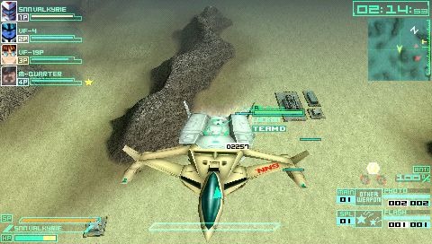 Macross Triangle Frontier : avalanche d'images