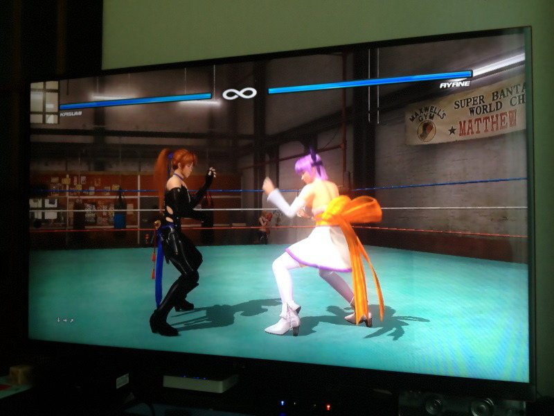 Dead or Alive 5 : Mila se montre timidement