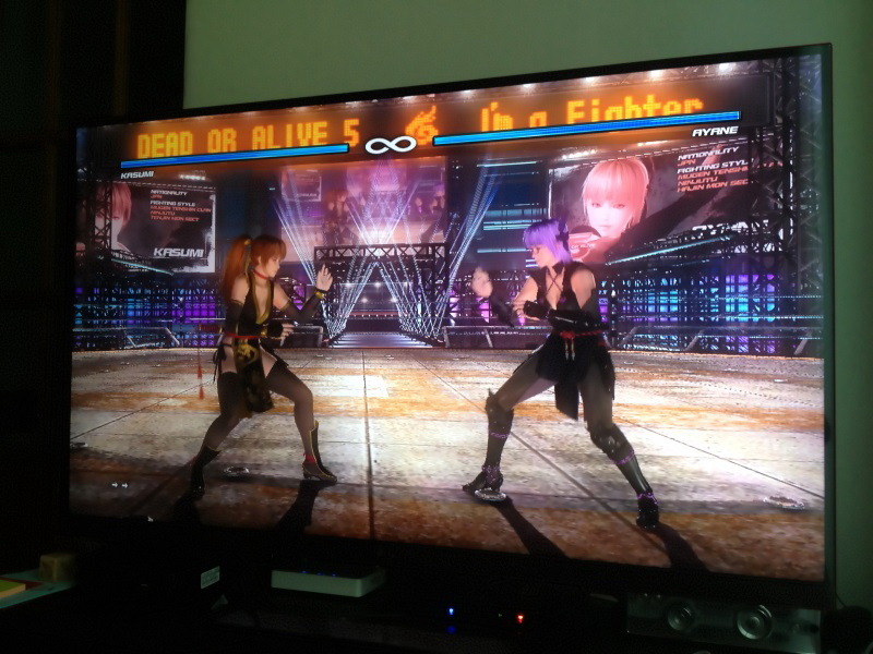 Dead or Alive 5 : Mila se montre timidement