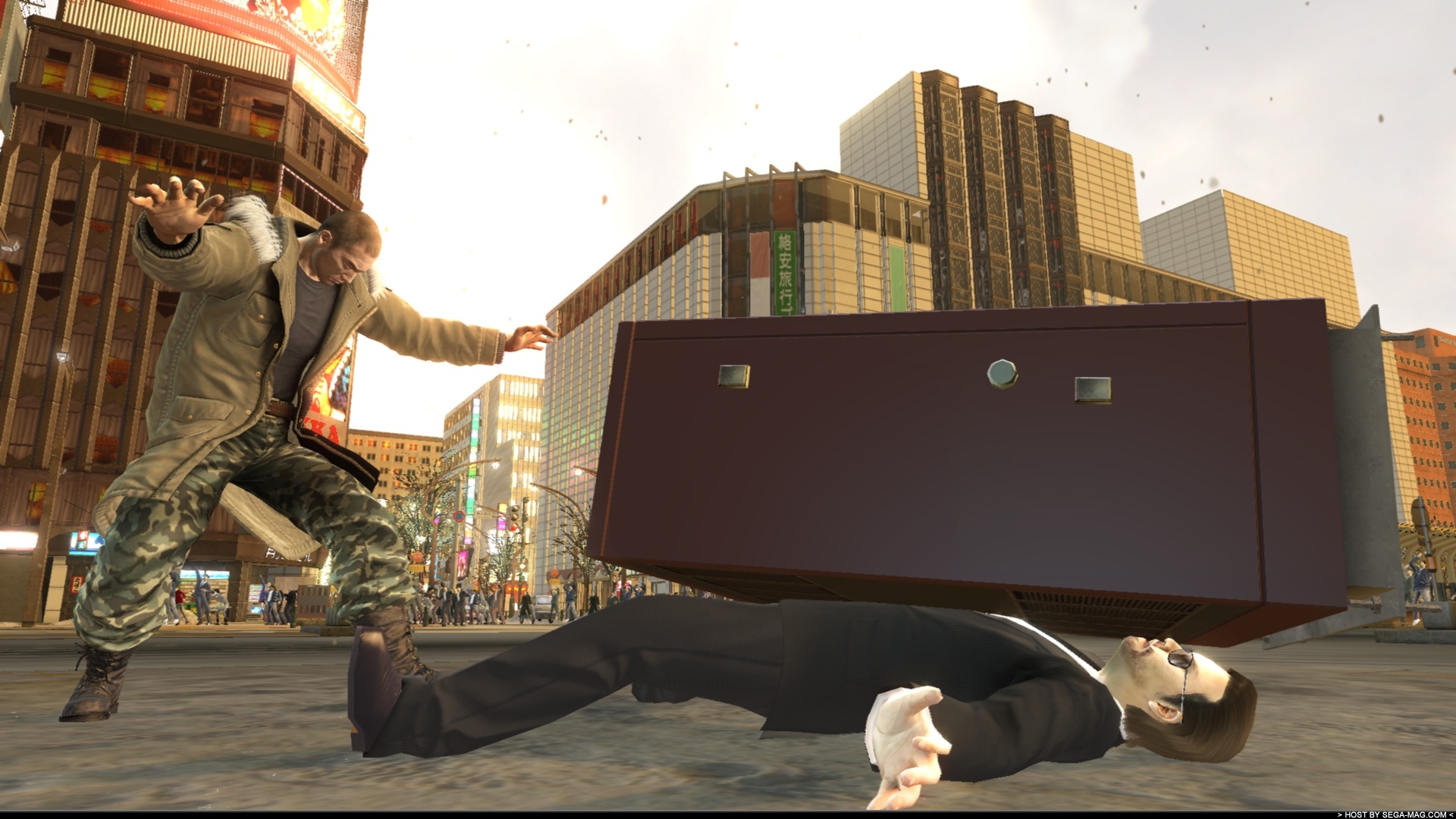 Yakuza 5 distribue les coups en images