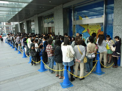 Pokémon N&B2 : photos du lancement japonais